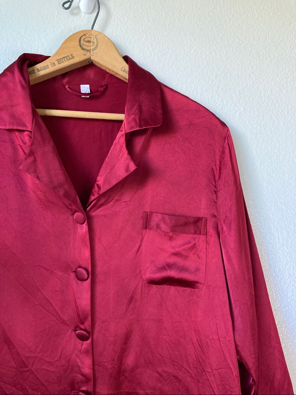 Lilysilk 22 Momme Mulberry Silk Pajama top Button Front Claret sz S *READ* - Picture 3 of 11
